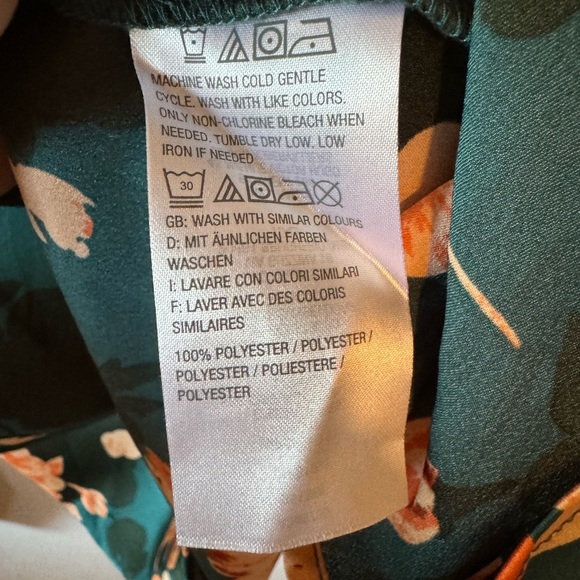 LAURIE FELT FLORAL FRONT RUFFLE BLOUSE LARGE - Picture 6 of 6